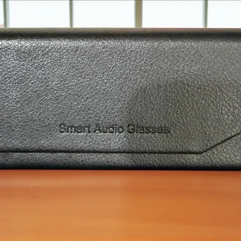 Smart glasses - Picture 2 of 3